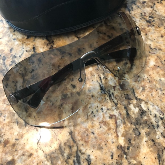 Gucci sunglasses - Picture 8 of 8